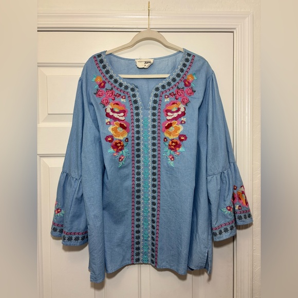Savanna Jane Tops - Savanna Jane Women's Chambray Floral Embroidered Bell Sleeve Blouse 3X